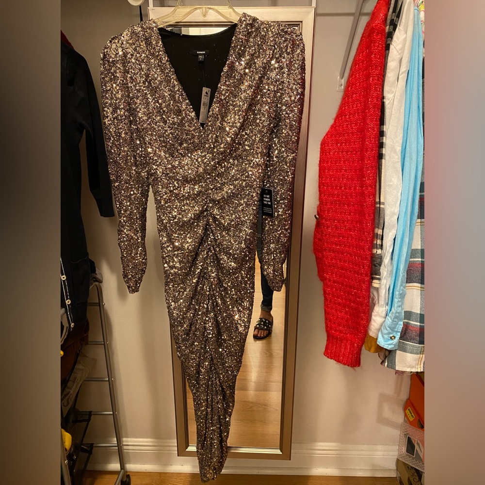 Metallic Sequin midi dress